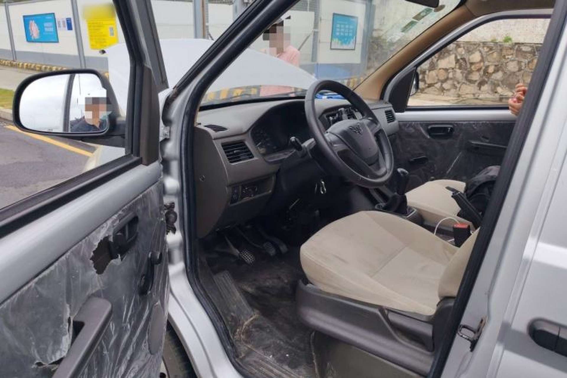 Used Wuling Rongguang 2019 1.2L S Van Standard Model with 5 Seats Driver Seat