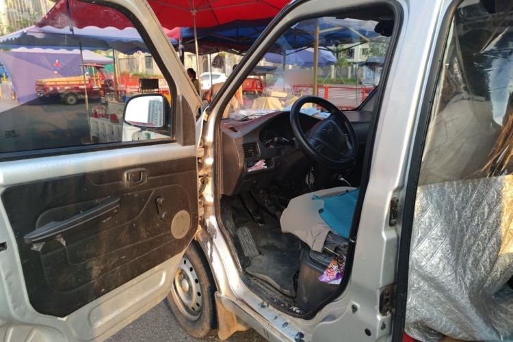 Used Wuling Rongguang 2019 1.5L Extended Basic Version Driver Seat