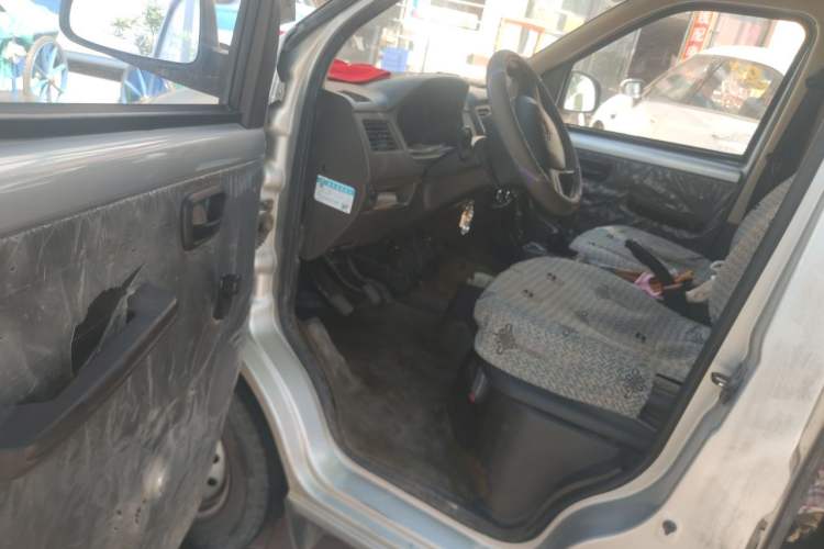 Used Wuling Rongguang 2019 1.2L S Van Utility Model with 2 Seats Driver Seat