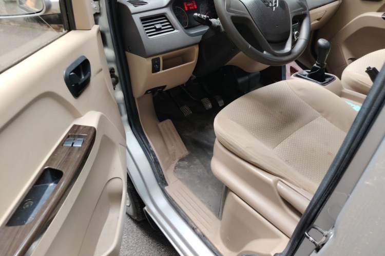 Used Wuling Rongguang 2019 1.5L S Standard Edition Driver Seat