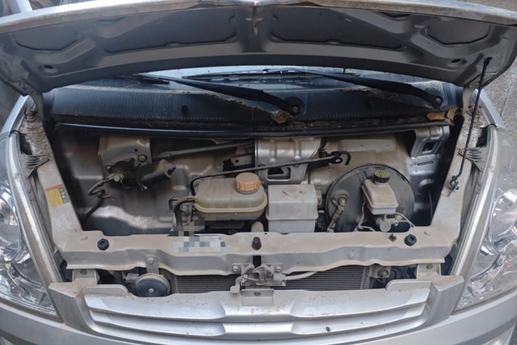 Used Wuling Rongguang 2019 1.5L S Base Version Engine Bay