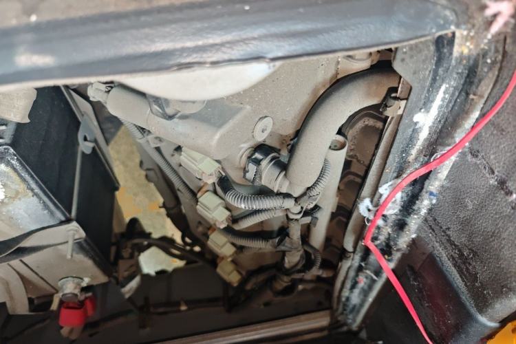 Used Wuling Rongguang 2019 1.5L Extended-Body Van Base Model with 2 Seats Engine Bay