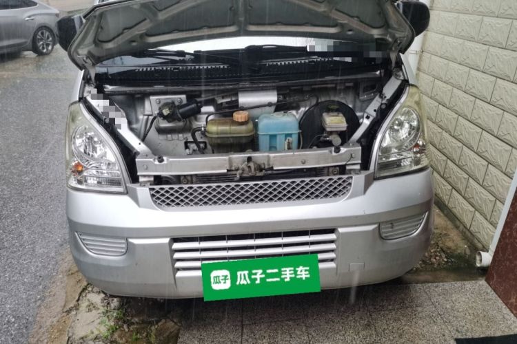 Used Wuling Rongguang 2019 1.5L Extended-Body Van Base Model with 2 Seats Engine Bay