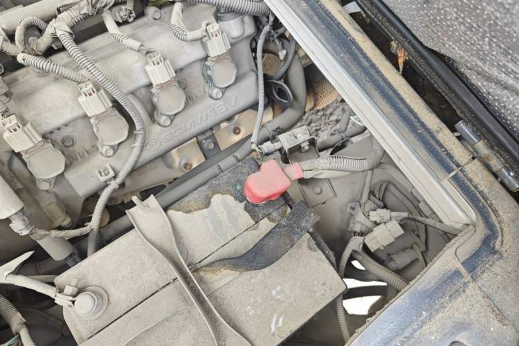 Used Wuling Rongguang 2019 1.5L Extended Basic Version Engine Bay Left