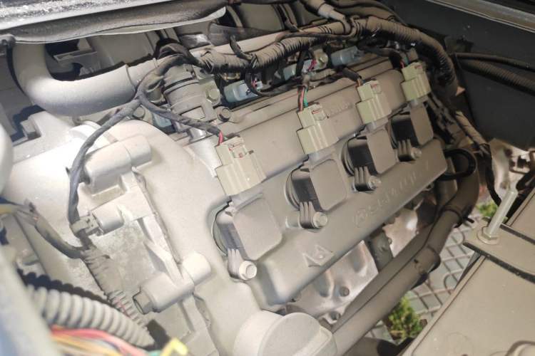 Used Wuling Rongguang 2019 1.5L Extended-Body Van Base Model with 2 Seats Engine Bay Left