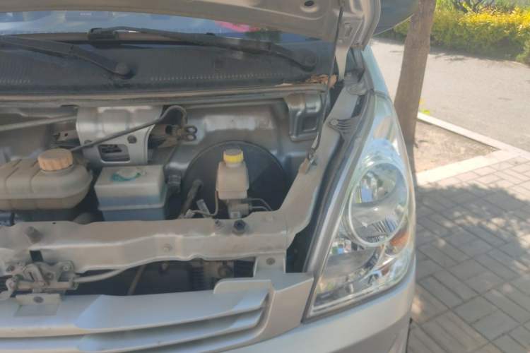 Used Wuling Rongguang 2019 1.2L S Van Utility Model with 2 Seats Engine Bay Left
