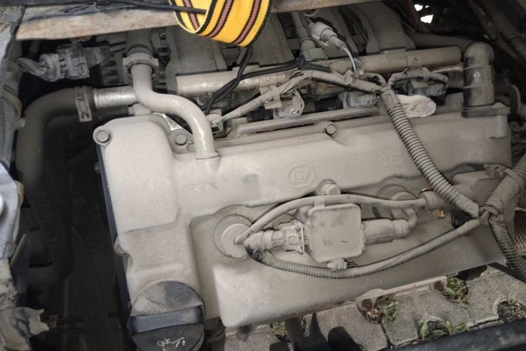 Used Wuling Rongguang 2019 1.2L S Van Utility Model with 2 Seats Engine Bay