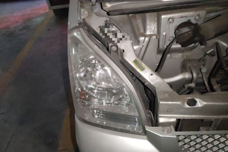 Used Wuling Rongguang 2019 1.5L Extended Basic Version Engine Bay Right