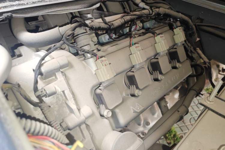 Used Wuling Rongguang 2019 1.5L Extended-Body Van Base Model with 2 Seats Engine Bay Right