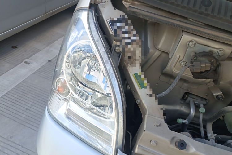 Used Wuling Rongguang  Engine Bay Right