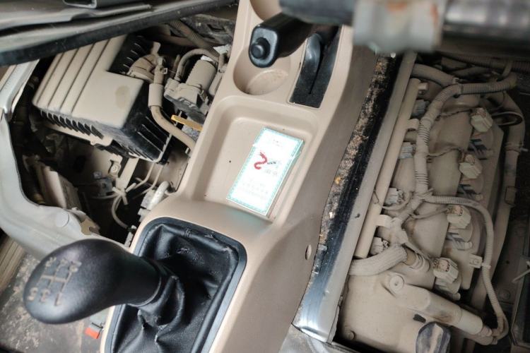 Used Wuling Rongguang 2019 1.5L S Standard Edition Engine Bay