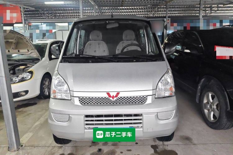 Used Wuling Rongguang 2019 1.5L Extended-Body Van Base Model with 5 Seats Exterior 1