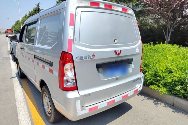 Used Wuling Rongguang 2019 1.2L S Van Standard Model with 5 Seats Exterior 2