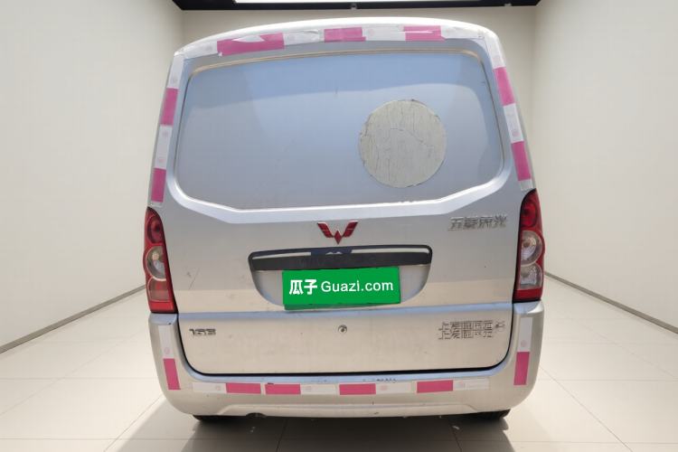 Used Wuling Rongguang 2019 1.5L Extended-Body Van Base Model with 2 Seats Exterior 4