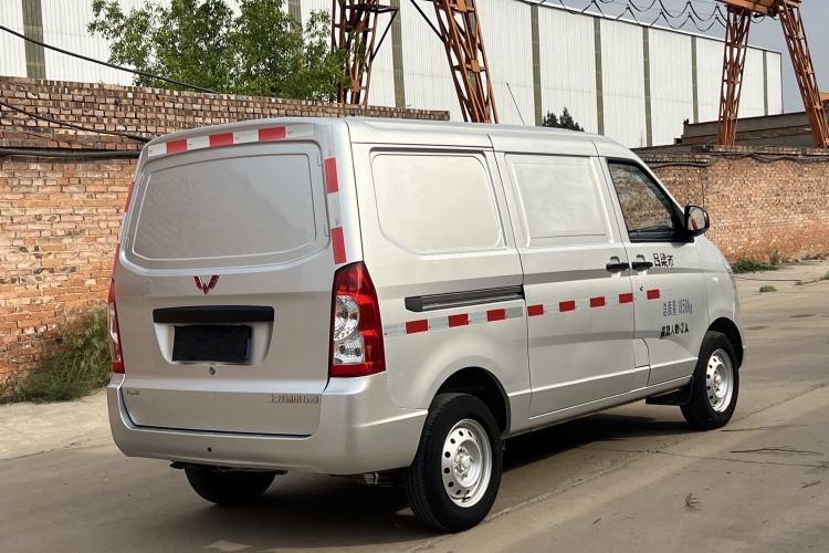 Used Wuling Rongguang 2019 1.2L S Van Utility Model with 2 Seats Exterior 5