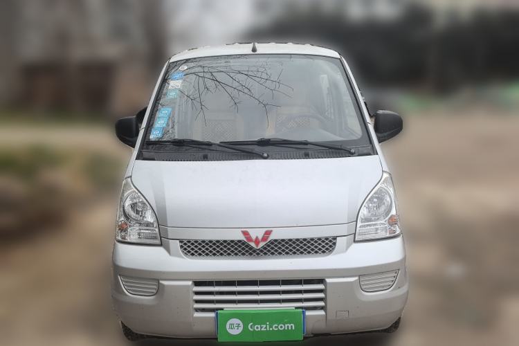 Used Wuling Rongguang 2019 1.5L Extended-Body Van Base Model with 5 Seats Front