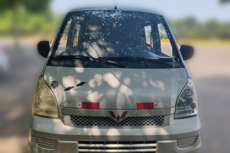 Used Wuling Rongguang 2019 1.5L Extended-Body Van Base Model with 5 Seats Front