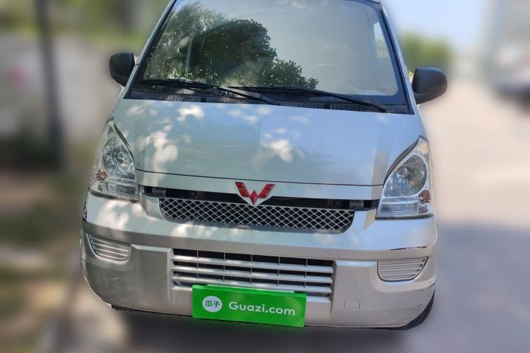 Used Wuling Rongguang 2019 1.5L Extended-Body Van Base Model with 2 Seats Front