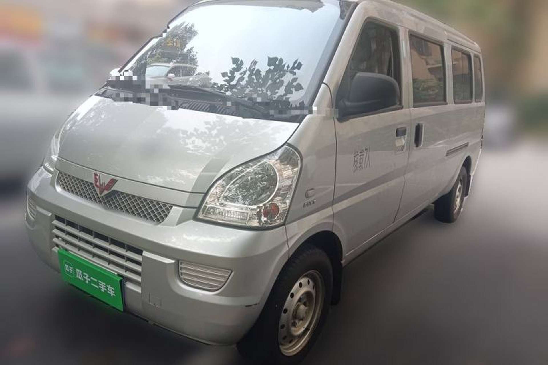 Used Wuling Rongguang 2019 1.5L Extended Basic Version Front Left 45 Deg