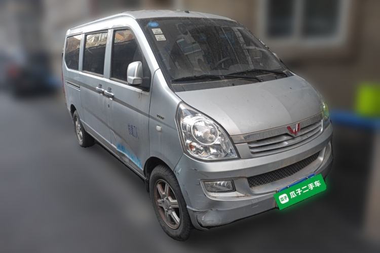Used Wuling Rongguang 2019 1.5L S Base Version Front Right 45 Deg