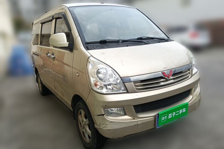 Used Wuling Rongguang 2019 1.2L S Standard Model Front Right 45 Deg