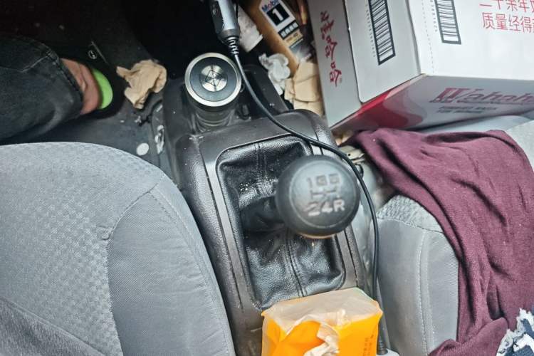 Used Wuling Rongguang 2019 1.5L Extended-Body Van Base Model with 2 Seats Gear Lever