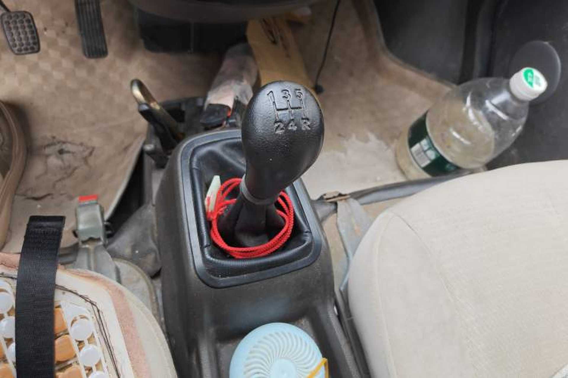 Used Wuling Rongguang 2019 1.2L S Base Model Gear Lever