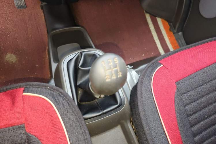 Used Wuling Rongguang 2019 1.5L S Base Version Gear Lever