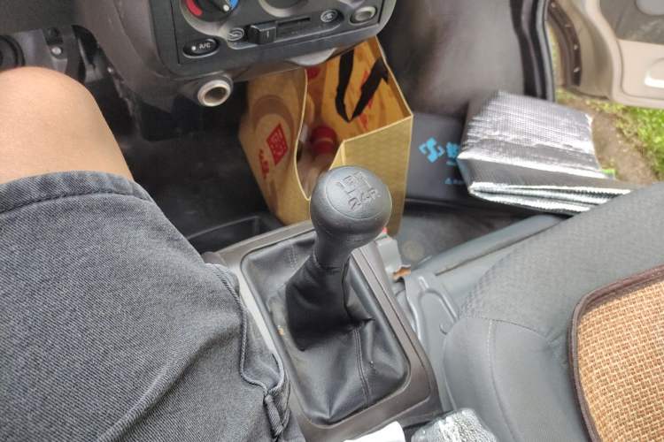 Used Wuling Rongguang 2019 1.5L Extended-Body Van Base Model with 2 Seats Gear Lever