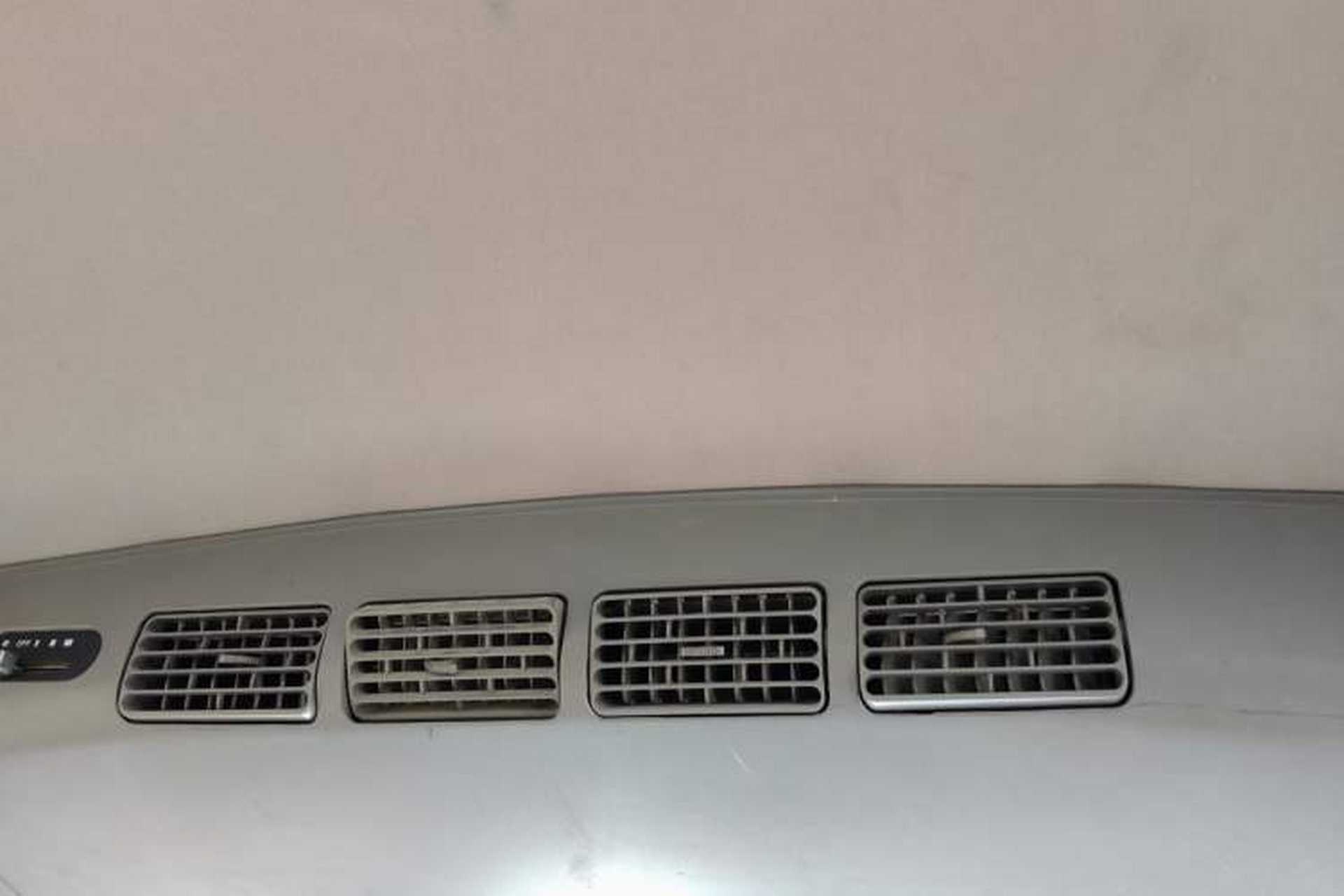 Used Wuling Rongguang 2019 1.5L Extended Basic Version Headliner