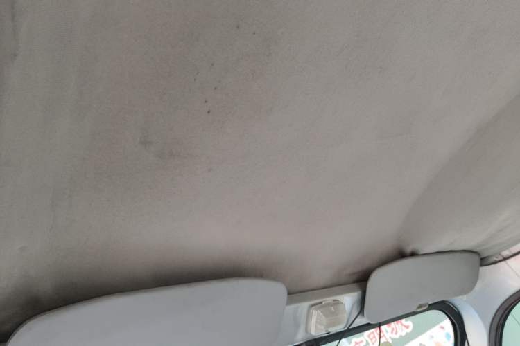 Used Wuling Rongguang 2019 1.2L S Van Utility Model with 2 Seats Headliner
