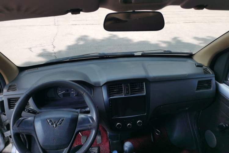 Used Wuling Rongguang 2019 1.2L S Van Utility Model with 2 Seats Headliner
