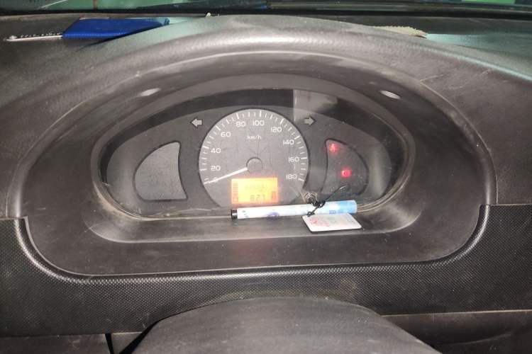 Used Wuling Rongguang 2019 1.5L Extended-Body Van Base Model with 2 Seats Instrument Cluster