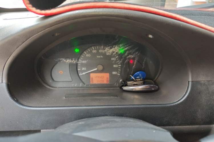Used Wuling Rongguang 2019 1.5L Extended Basic Version Instrument Cluster