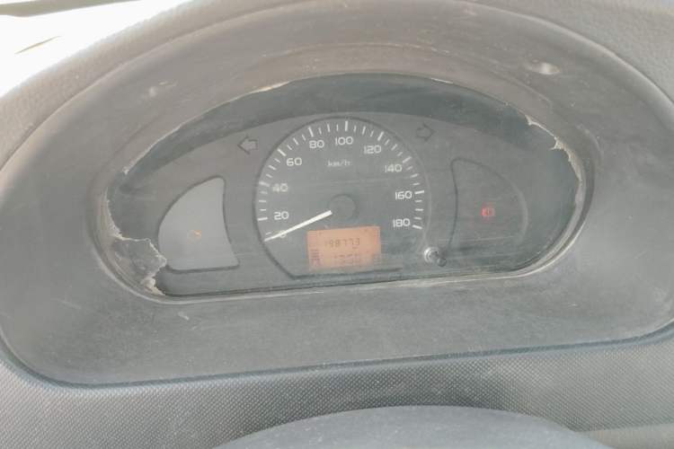 Used Wuling Rongguang 2019 1.5L Extended Basic Version Instrument Cluster