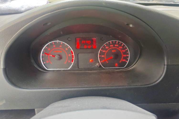 Used Wuling Rongguang 2019 1.5L Extended-Body Van Base Model with 2 Seats Instrument Cluster