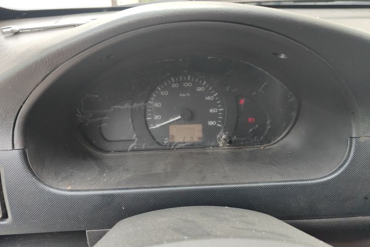 Used Wuling Rongguang 2019 1.5L Extended-Body Van Base Model with 2 Seats Instrument Cluster