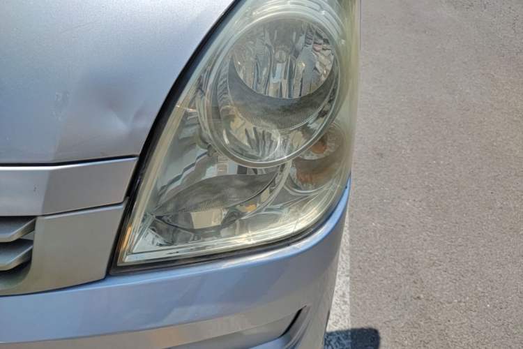 Used Wuling Rongguang 2019 1.2L S Van Standard Model with 5 Seats Left Front Headlight
