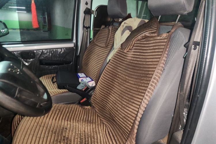 Used Wuling Rongguang 2019 1.5L Extended-Body Van Base Model with 2 Seats Left Front Seat
