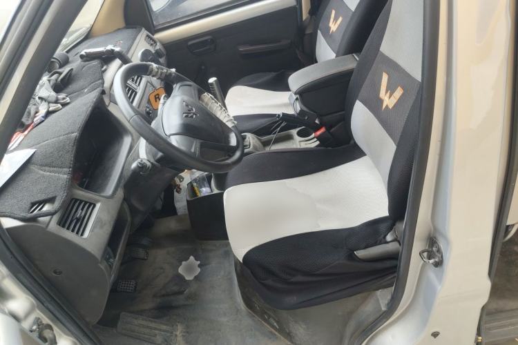 Used Wuling Rongguang 2019 1.2L S Van Utility Model with 2 Seats Left Front Seat