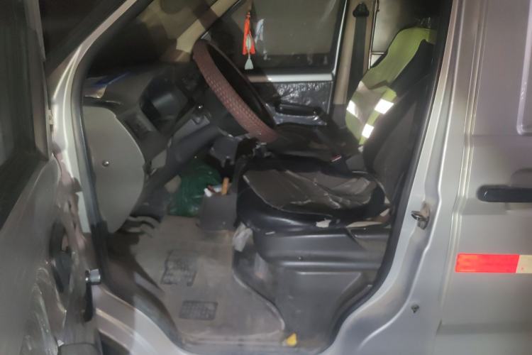 Used Wuling Rongguang 2019 1.2L S Van Utility Model with 2 Seats Left Front Seat