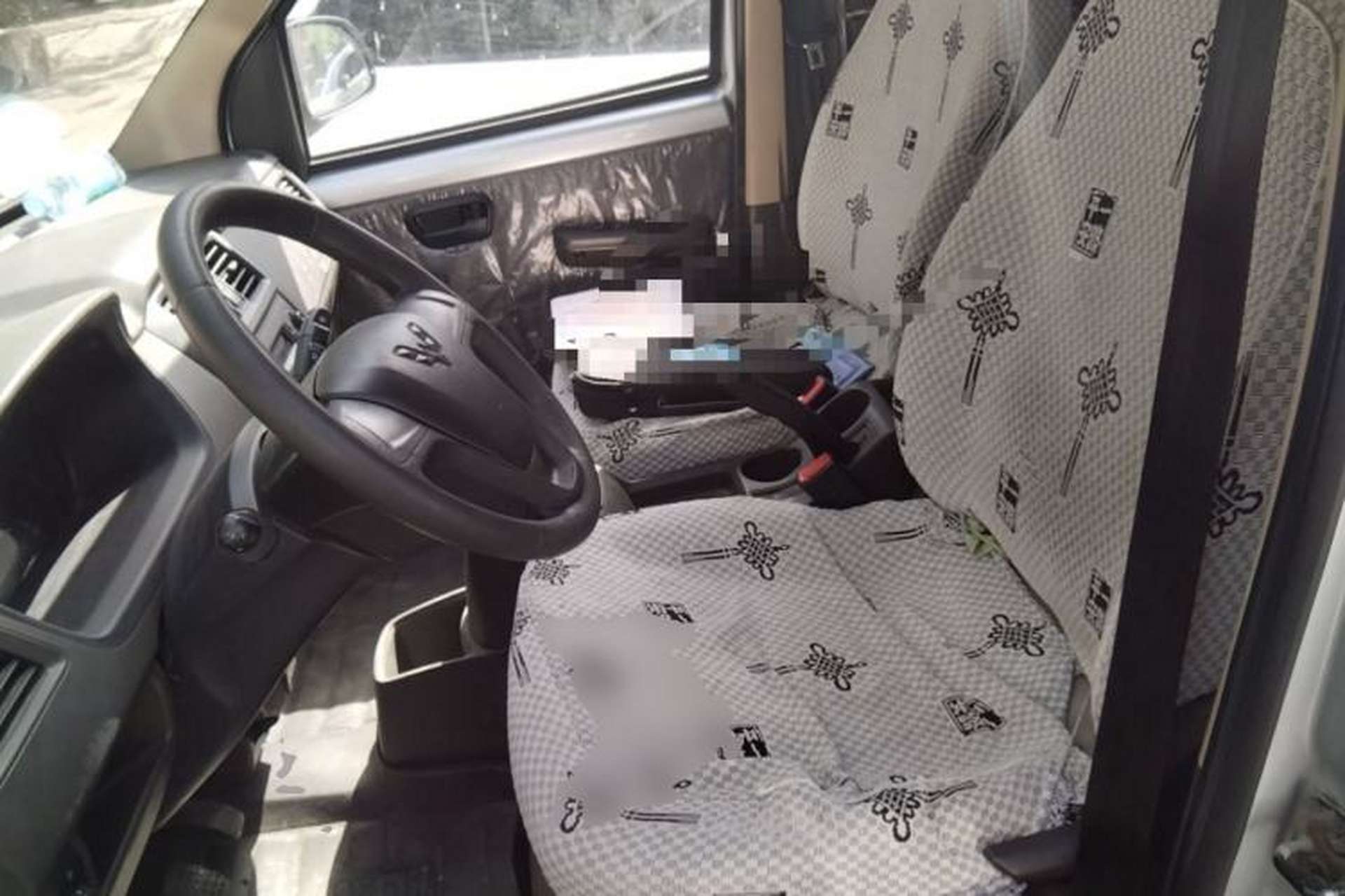 Used Wuling Rongguang 2019 1.2L S Van Utility Model with 2 Seats Left Front Seat