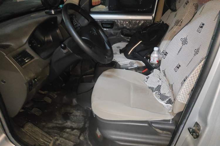 Used Wuling Rongguang 2019 1.2L S Base Model Left Front Seat