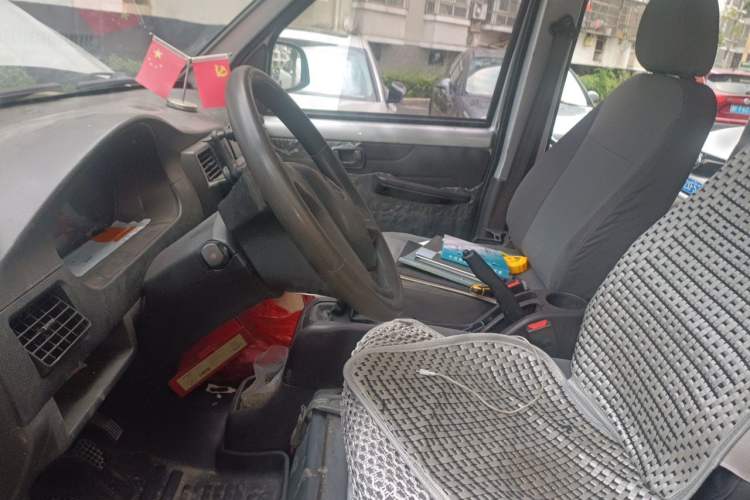 Used Wuling Rongguang 2019 1.5L Extended Basic Version Left Front Seat