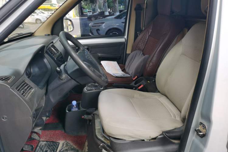 Used Wuling Rongguang 2019 1.2L S Van Utility Model with 2 Seats Left Front Seat