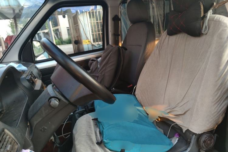 Used Wuling Rongguang 2019 1.5L Extended Basic Version Left Front Seat