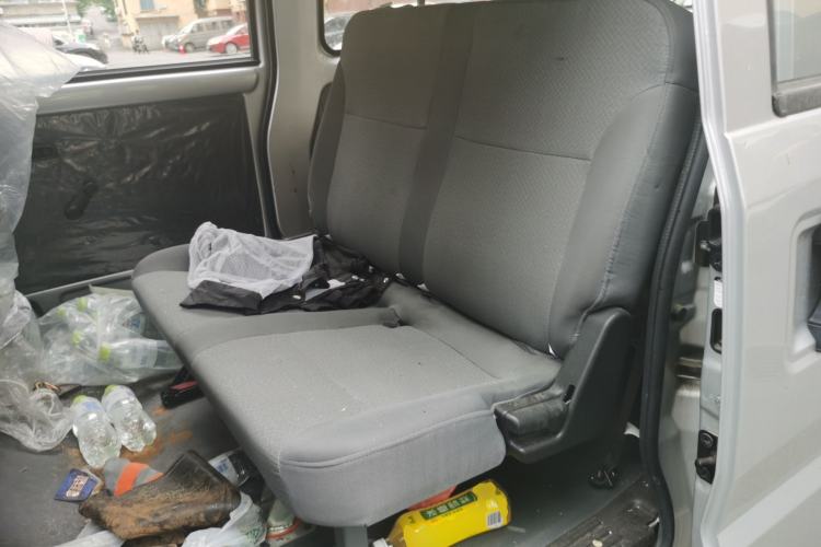 Used Wuling Rongguang 2019 1.5L Extended Basic Version Left Rear Seat