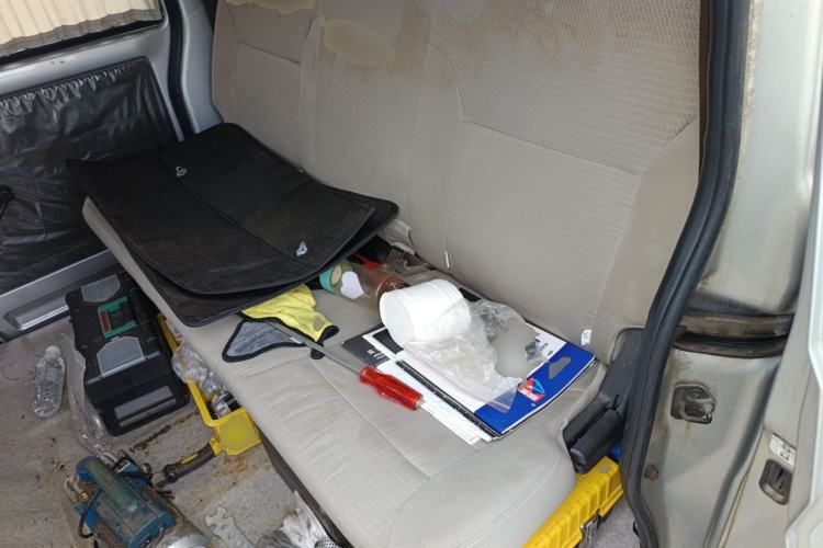Used Wuling Rongguang 2019 1.2L S Van Standard Model with 5 Seats Left Rear Seat