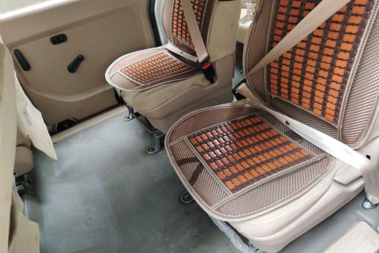 Used Wuling Rongguang 2019 1.5L S Standard Edition Left Rear Seat
