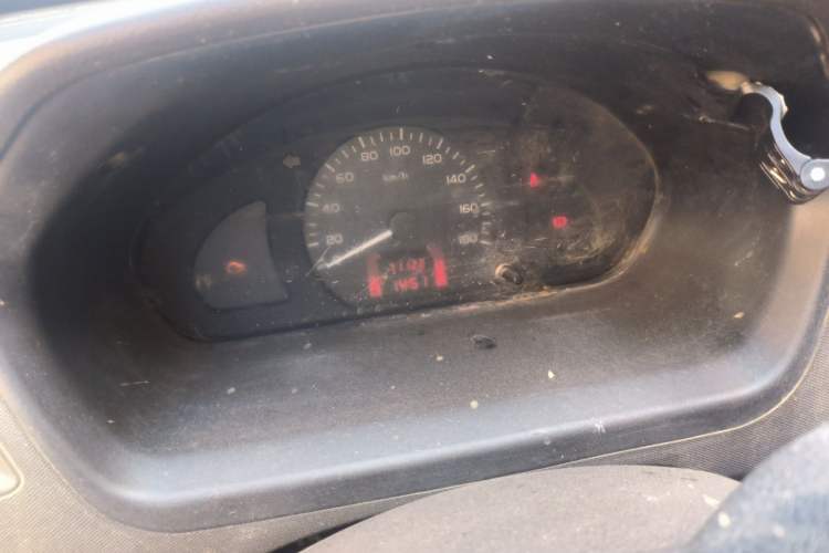 Used Wuling Rongguang  Odometer Close Up